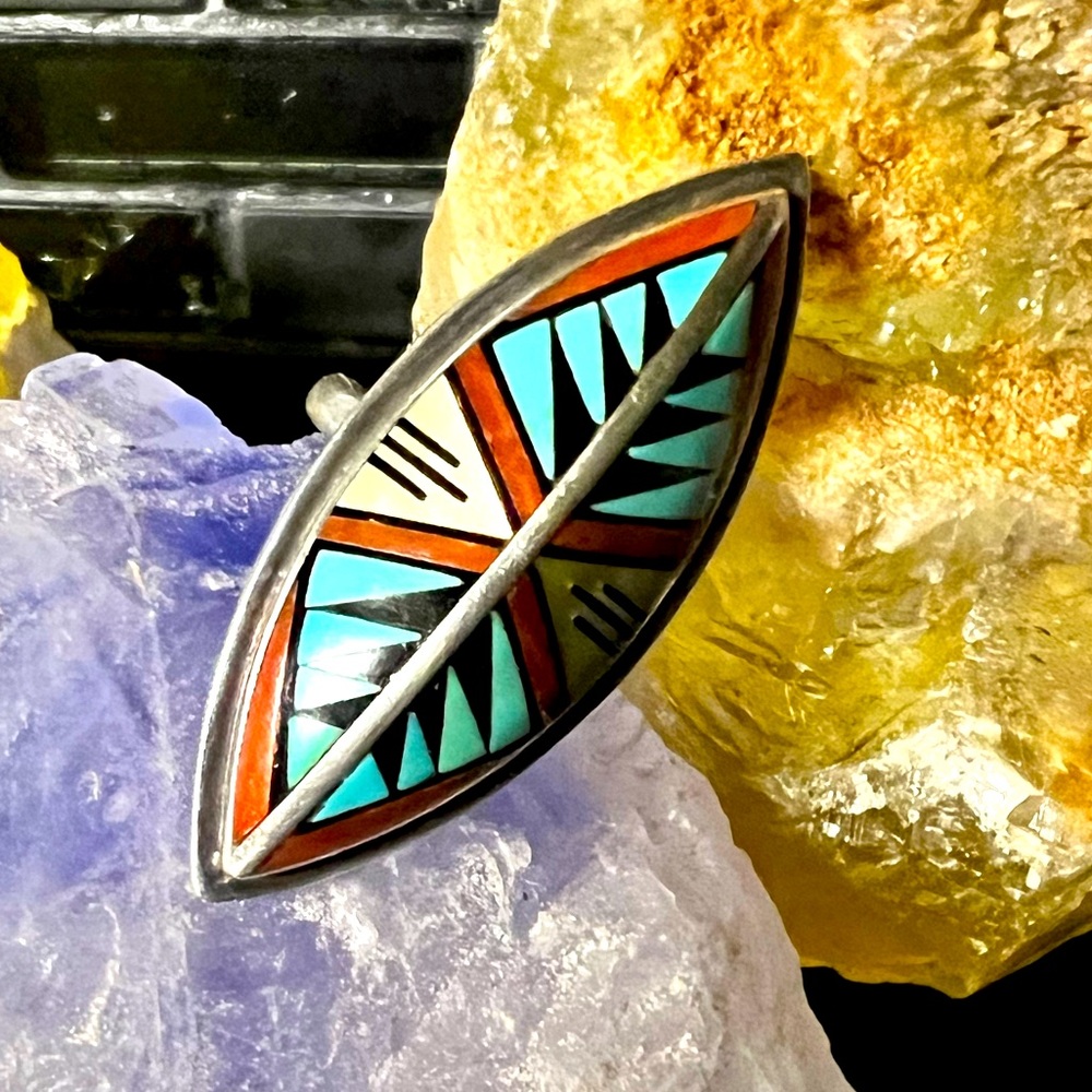 Vintage Zuni Handmade Signed DV Eriacho Sterling Inlaid Statement ring Size 7.